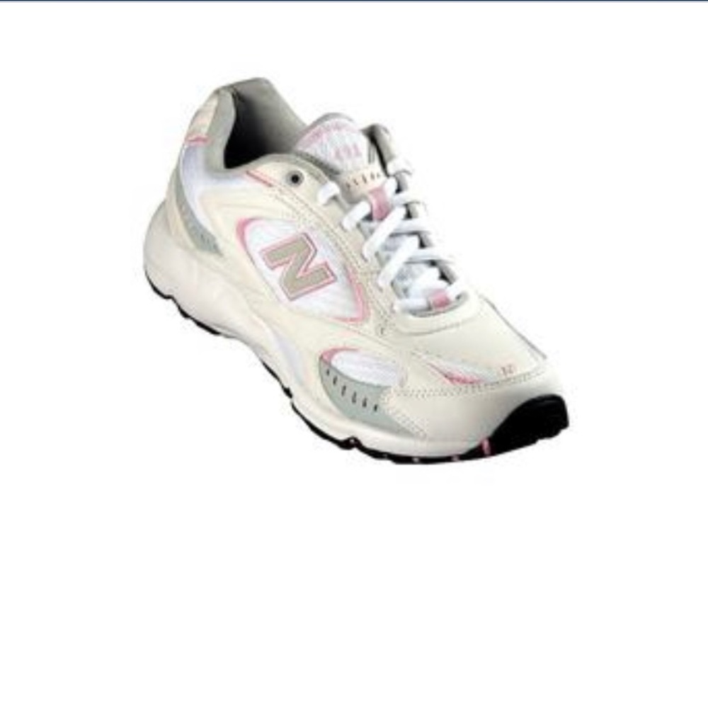 Women’s New Balance 492 Walking Shoe White w/Gray & Pink Accents Size 8.5 NWOB